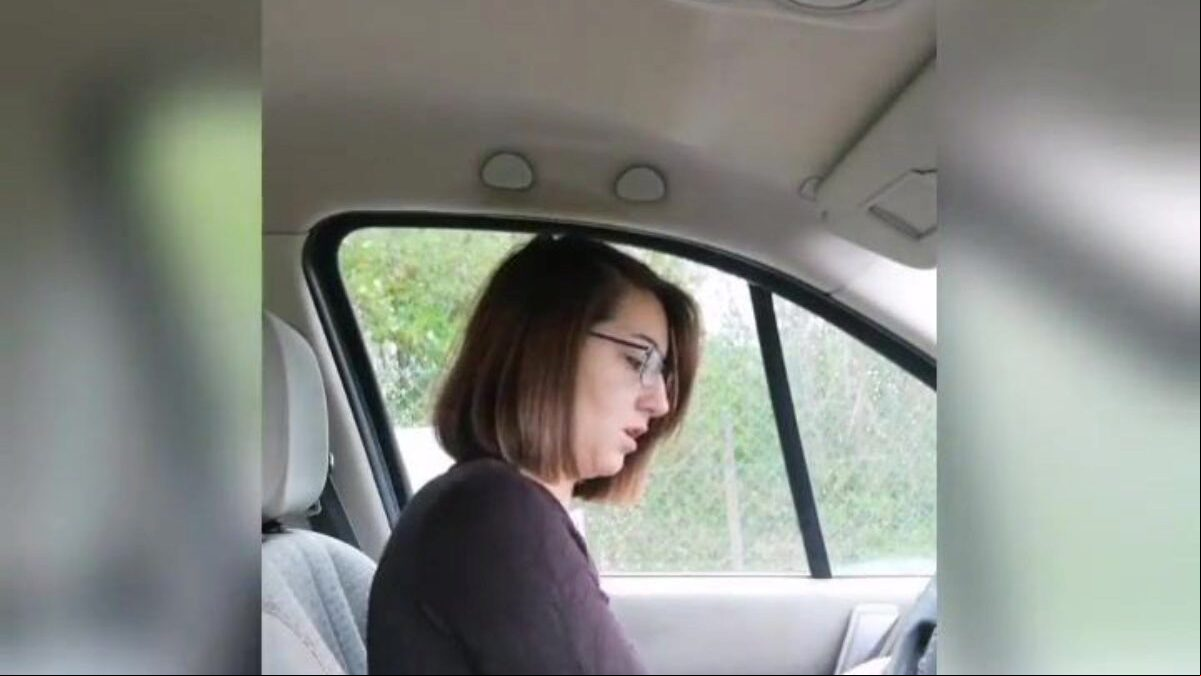 momento intimo per questa milf che ha bisogno di una grande o che aveva bisogno di dimenarsi dalla gioia